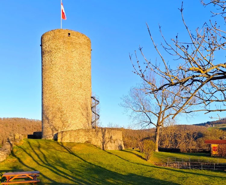 Burg Altweilnau, Weilrod, Germany, Germany